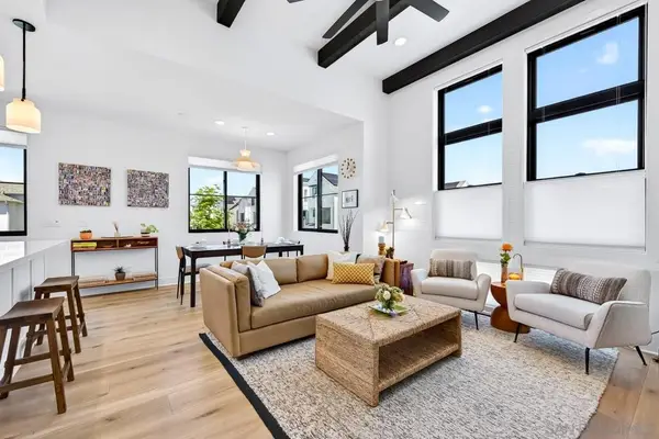 Address Withheld By Seller, Encinitas, CA 92024