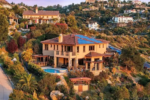 9572 Welk View Dr, Escondido, CA 92026