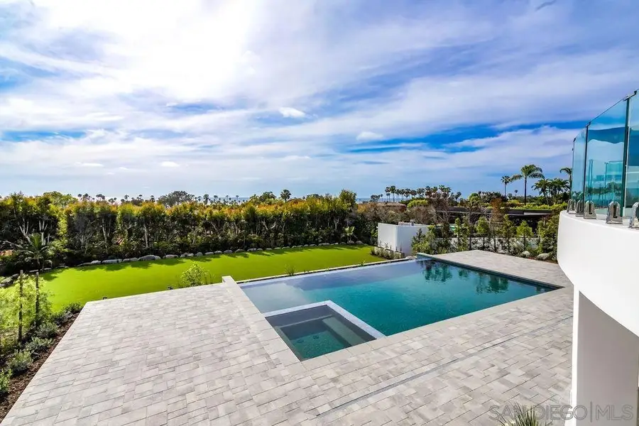 8308 Calle Del Cielo, La Jolla, CA 92037 - #2