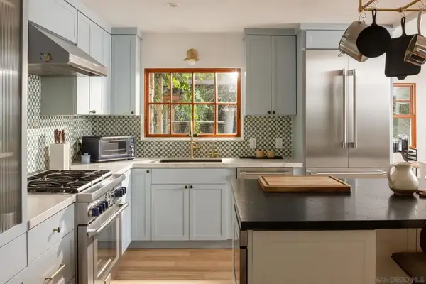 767 Hymettus Avenue, Encinitas, CA 92024