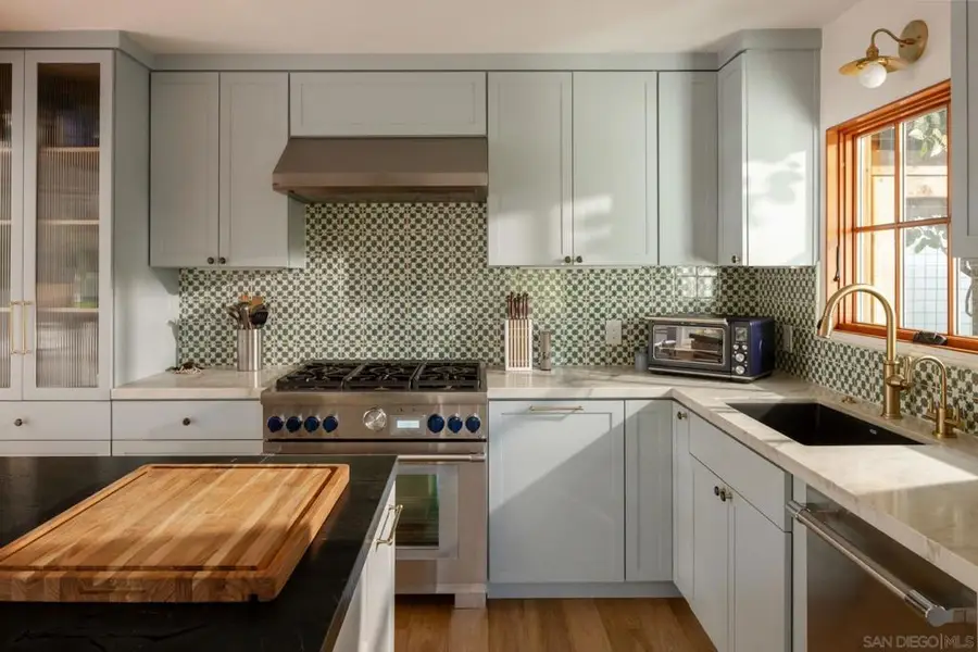 767 Hymettus Avenue, Encinitas, CA 92024 - #2