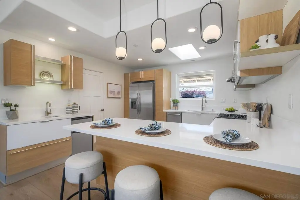 1011 Knowles Ave, Carlsbad, CA 92008 - #1