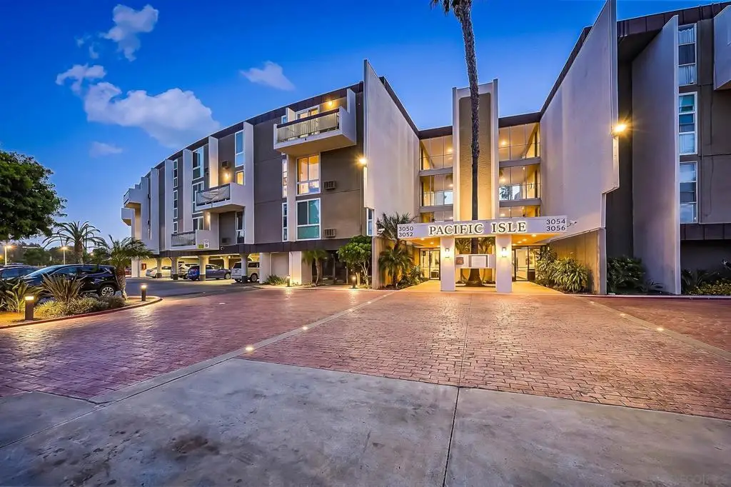 3050 Rue Dorleans #202, San Diego, CA 92110 - #1