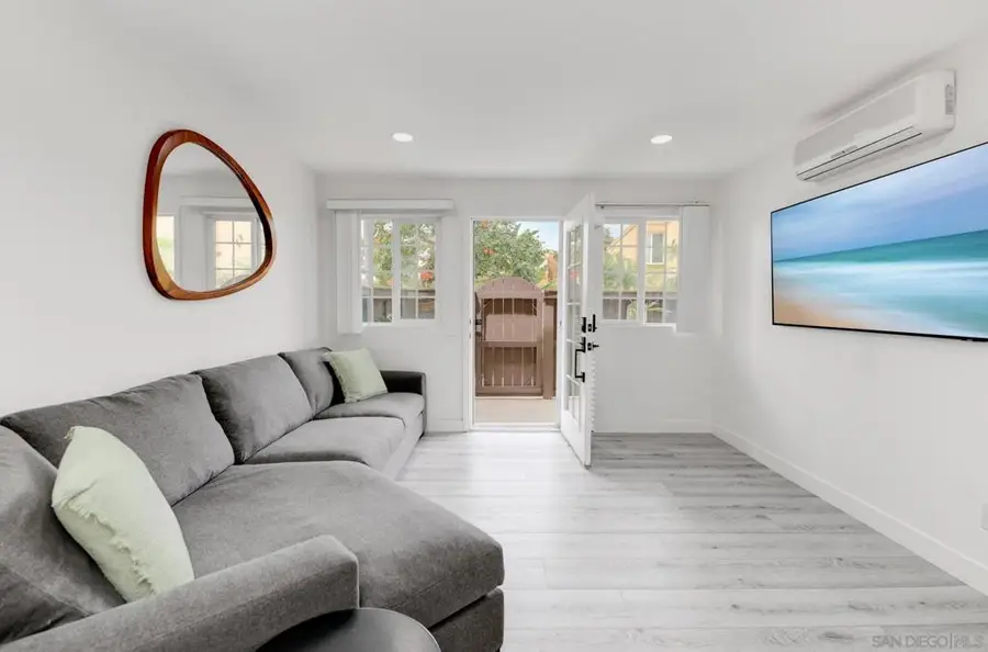 5402 Balboa Arms #348, San Diego, CA 92117 - #3