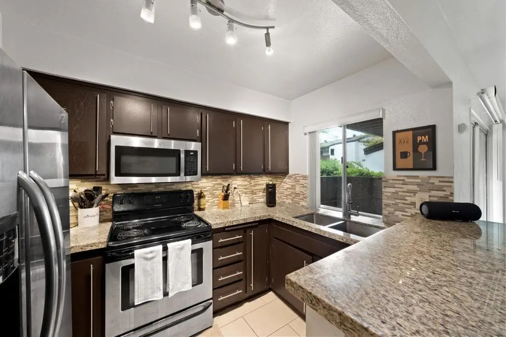 8023 Caminito De Pizza #E, San Diego, CA 92108 - #1