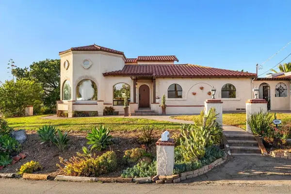4557 Mayapan Dr, La Mesa, CA 91941