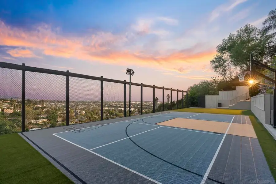 6387 Dwane Ave, San Diego, CA 92120 - #2