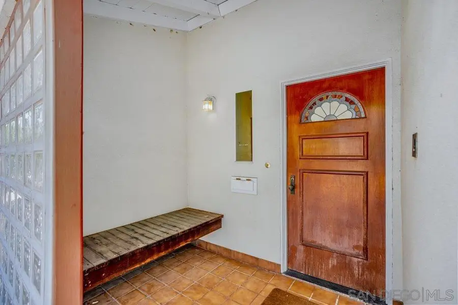 9520 Poole St, La Jolla, CA 92037 - #3
