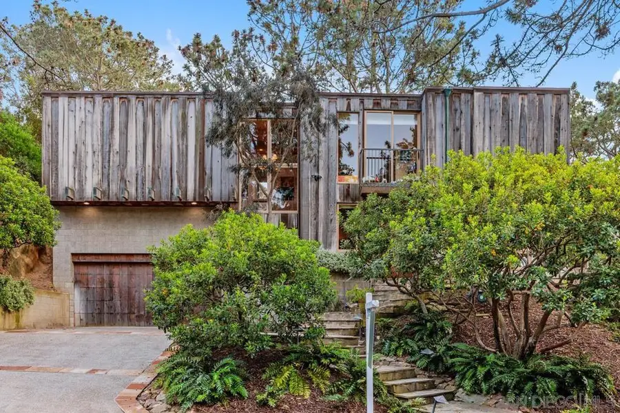 367 Pine Needles Dr, Del Mar, CA 92014 - #2