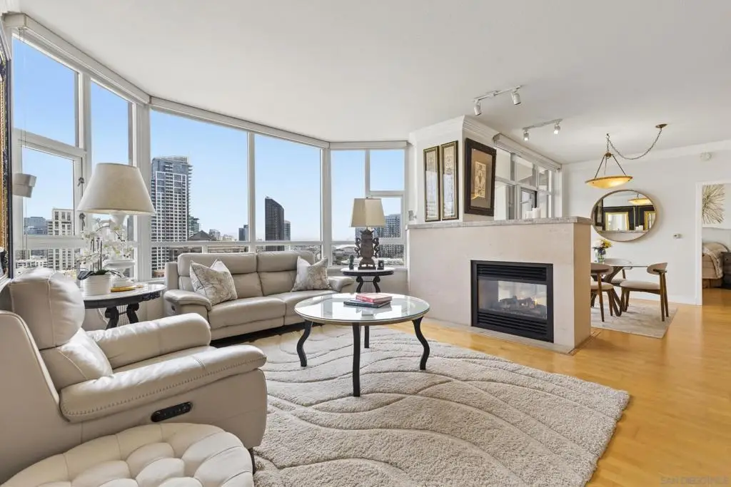 700 W Harbor Dr. #1502, San Diego, CA 92101 - #1