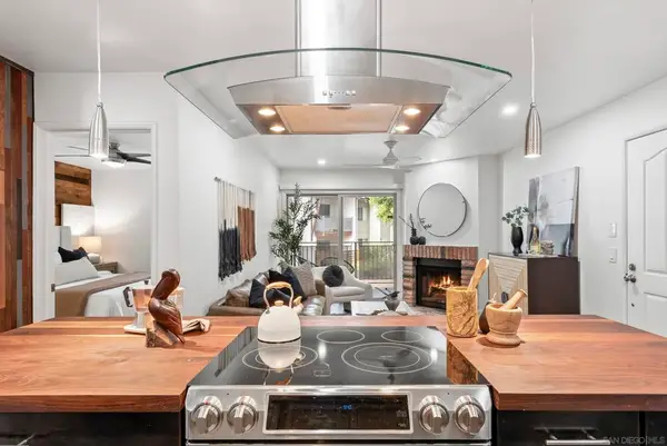 1810 S El Camino Real #202, Encinitas, CA 92024