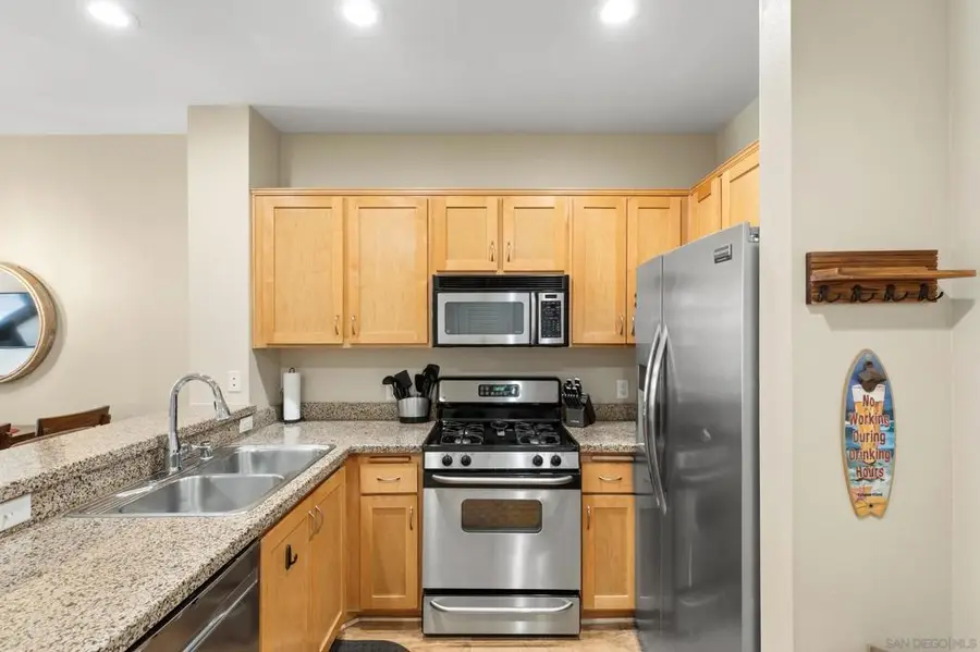 450 J St #3041, San Diego, CA 92101 - #3