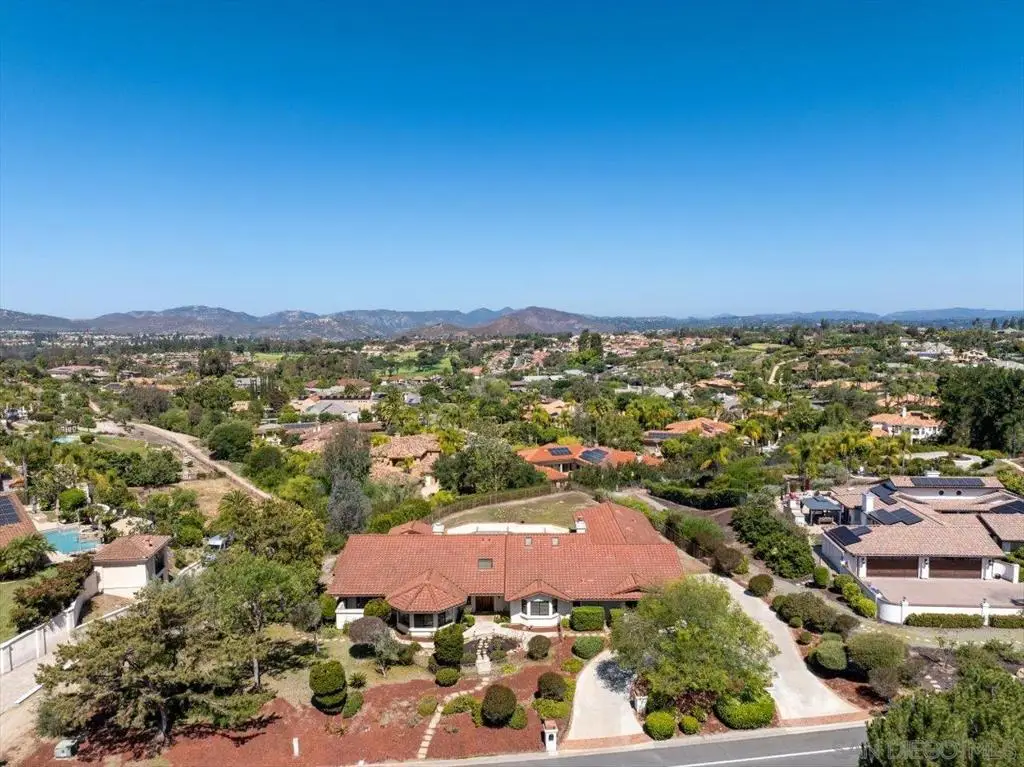 17648 Valle Verde Rd, Poway, CA 92064 - #1