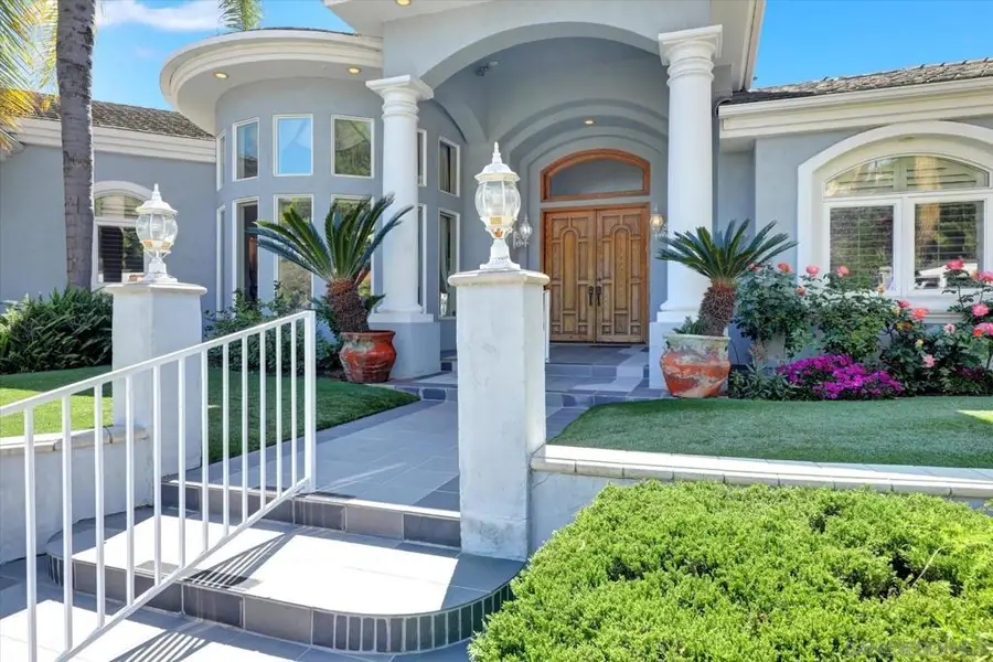 6727 Cavite Ct., San Diego, CA 92120 - #2