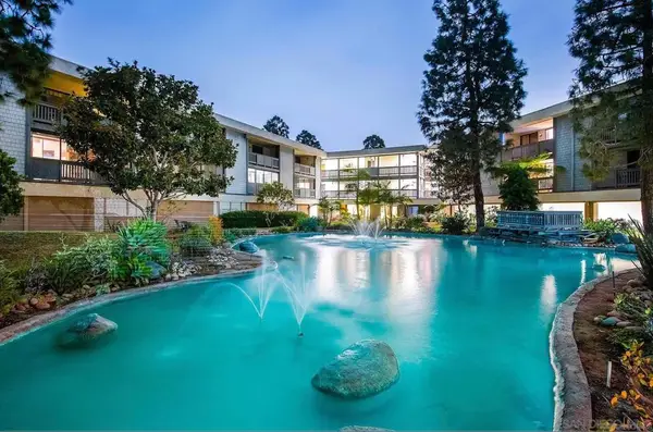 3098 Rue Dorleans #325, San Diego, CA 92110