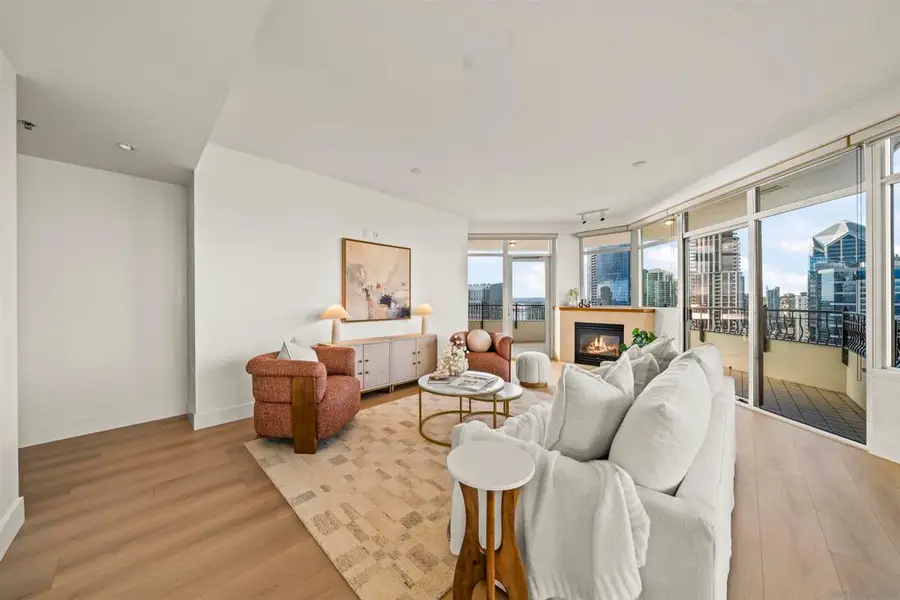 700 W Harbor #2501, San Diego, CA 92101 - #2