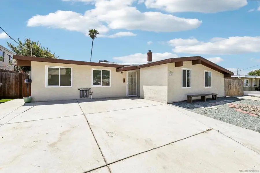 1217 Holly Ave, Imperial Beach, CA 91932 - #2