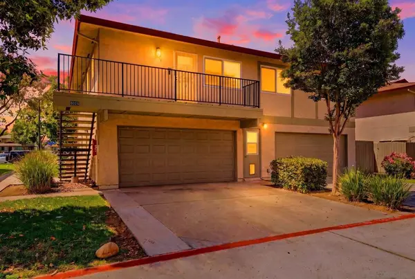 9926 Mission Vega #4, Santee, CA 92071