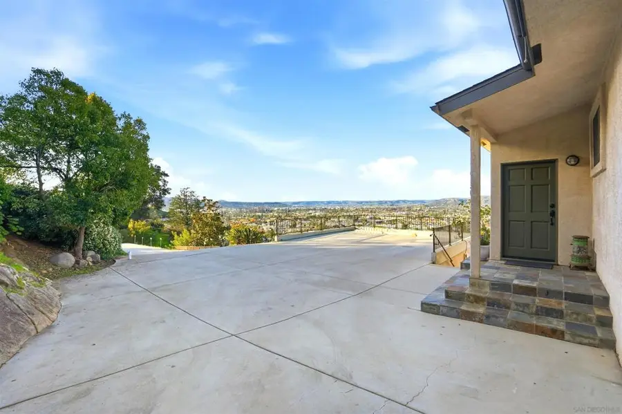 1216 Merritt Dr, El Cajon, CA 92020 - #2