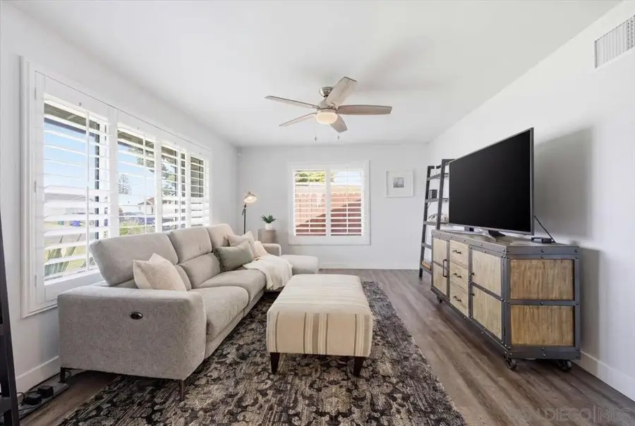 7843 Jade Coast Rd., San Diego, CA 92126 - #3