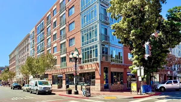 445 Island Ave #504, San Diego, CA 92101