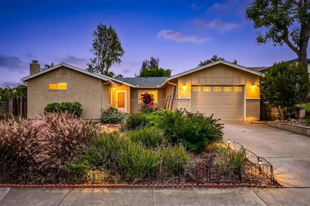 9483 Lake Canyon Rd, Santee, CA 92071 - #1