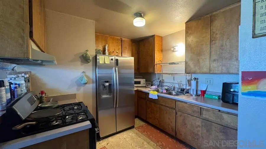 3006 Chamoune, San Diego, CA 92105 - #3