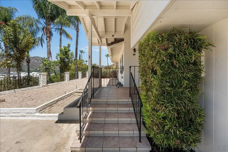 3548 Laurashawn Lane, Escondido, CA 92026 - #3