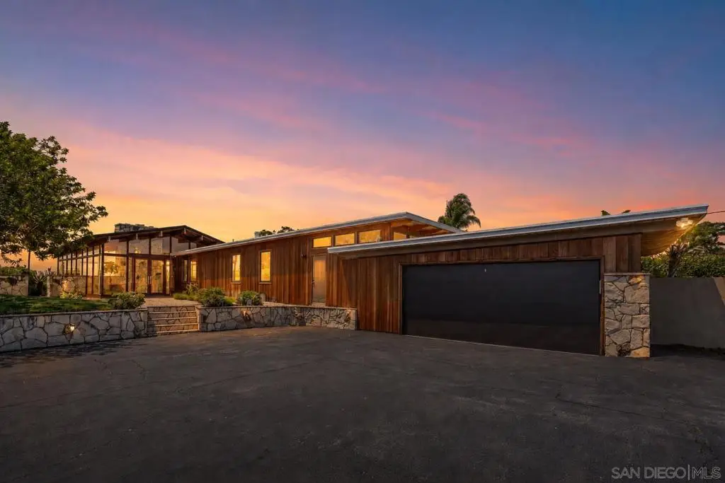 1226 Via Del Cerro, Vista, CA 92084 - #1