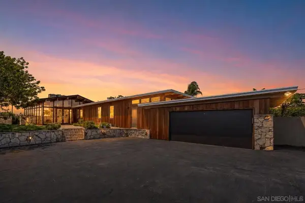 1226 Via Del Cerro, Vista, CA 92084