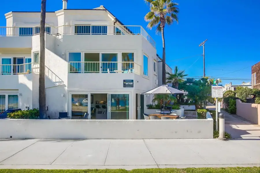 3268 Bayside Walk, San Diego, CA 92109 - #3