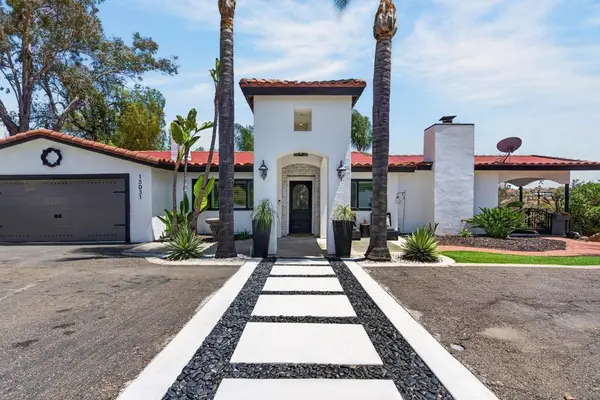 15031 Heath Dr., Poway, CA 92064
