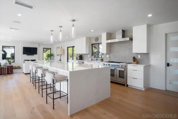 Address Withheld By Seller, Rancho Santa Fe, CA 92067