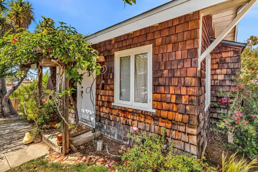 34-4532 Long Branch Avenue, San Diego, CA 92107 - #3