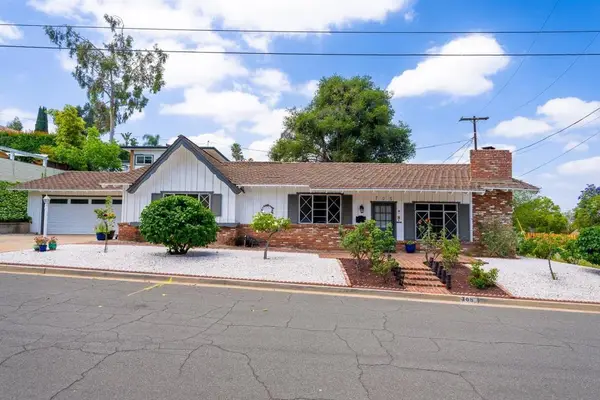 705 Beacon Pl, Escondido, CA 92025