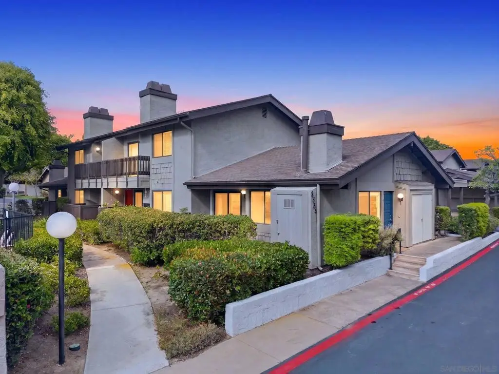 8356 Via Sonoma #D, La Jolla, CA 92037 - #1