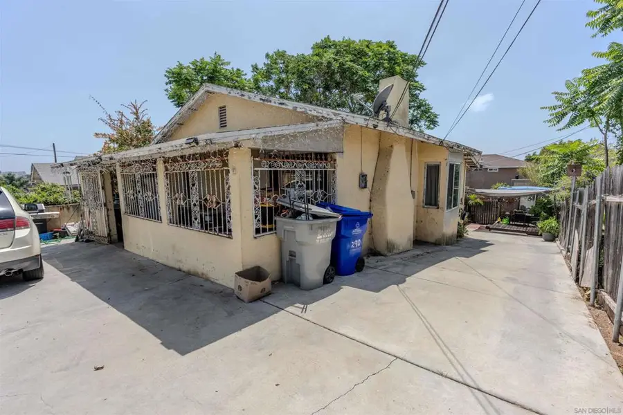 290 35th St, San Diego, CA 92102 - #2