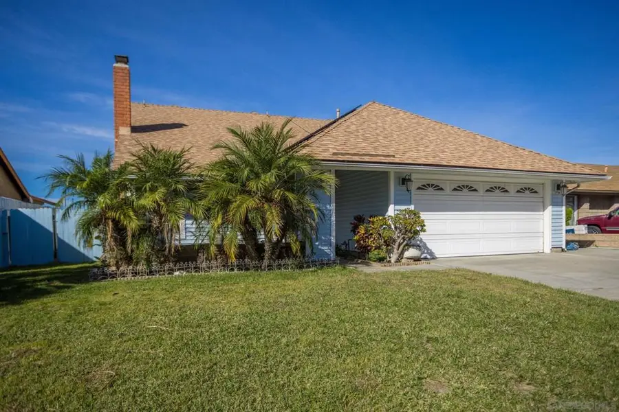532 Kempton St, Spring Valley, CA 91977 - #2