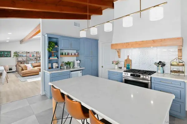 7346 Babette, San Diego, CA 92111