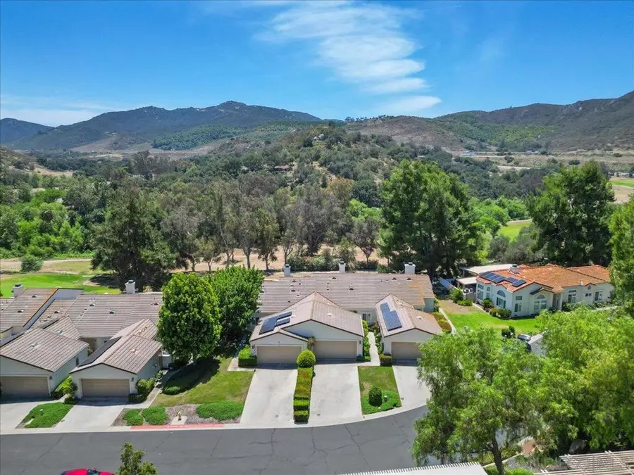 29549 Circle R Greens Dr., Escondido, CA 92026 - #3