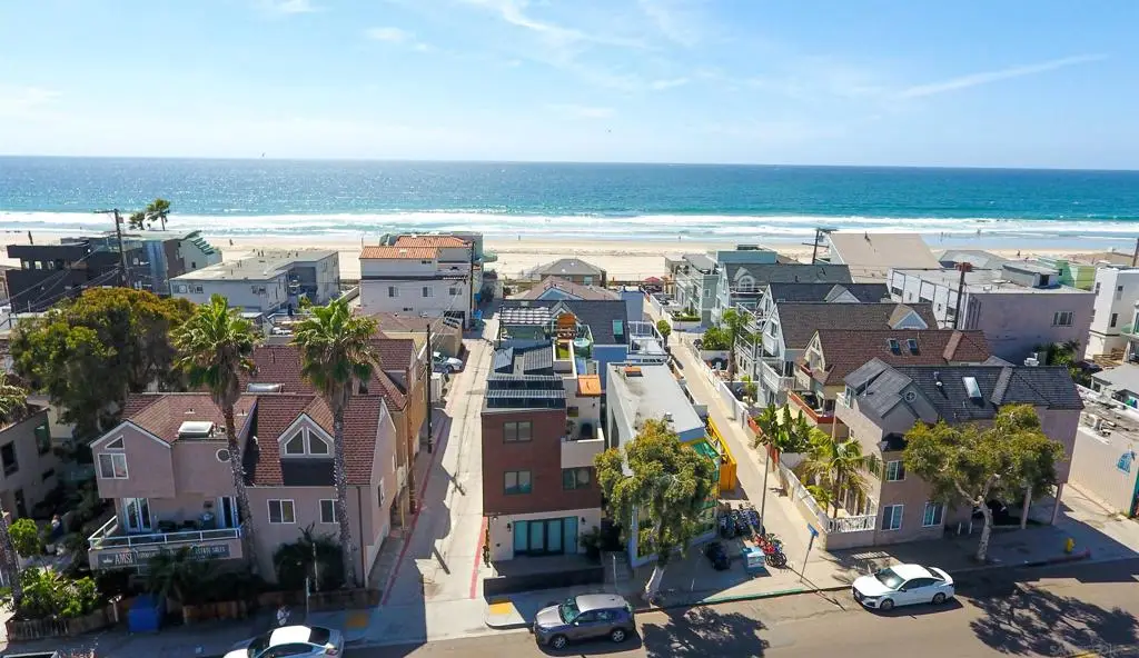 Address Withheld By Seller, San Diego, CA 92109 - #1