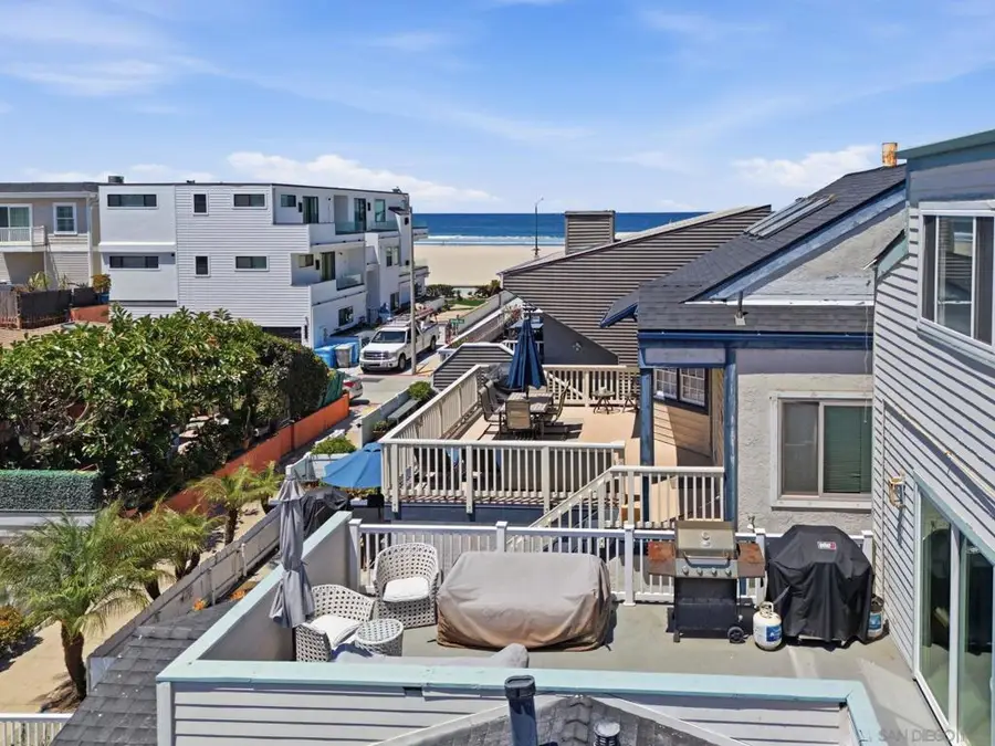 722-724 Balboa, San Diego, CA 92109 - #2