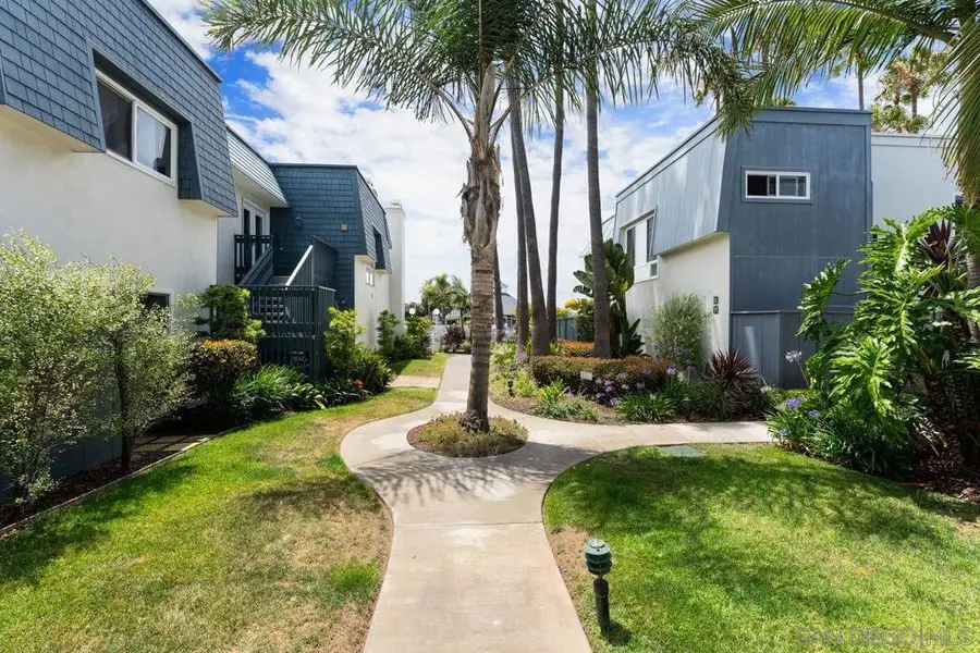 65 Antigua Court, Coronado, CA 92118 - #3