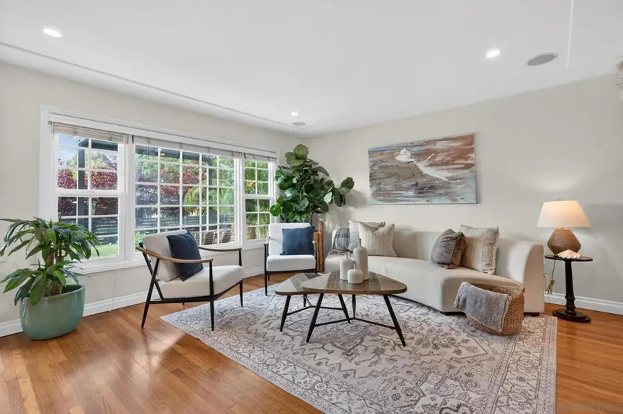 1335 Loring St, San Diego, CA 92109 - #3