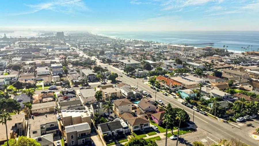 909 911 Chalcedony Street, San Diego, CA 92109 - #2