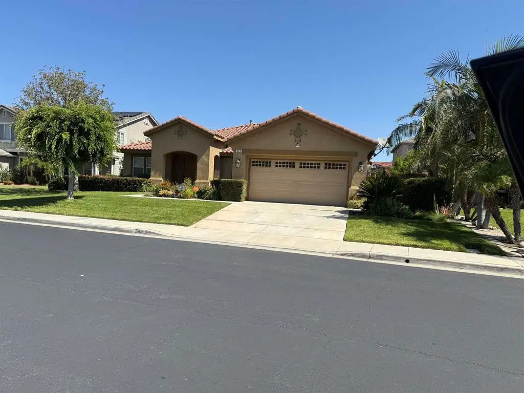 543 Silverhawk Dr, Corona, CA 92879 - #1