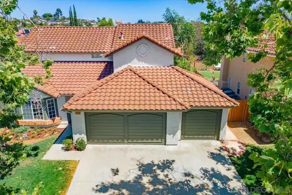 1726 Las Palmas Ln, Escondido, CA 92026