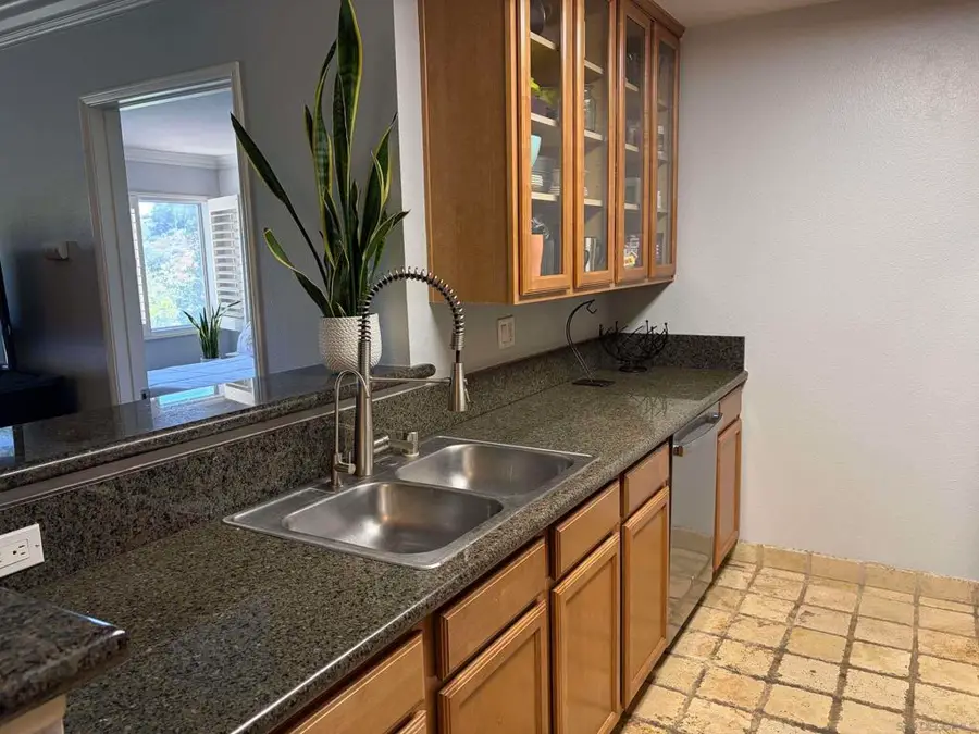 7180 Shoreline Dr. #5207, San Diego, CA 92122 - #3