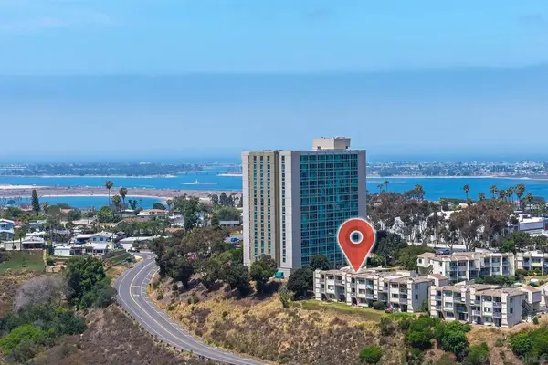 2909 Cowley #F, San Diego, CA 92117