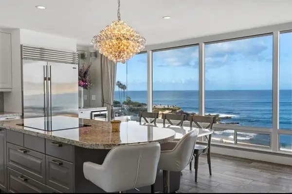 1219 Coast Blvd. #4, La Jolla, CA 92037